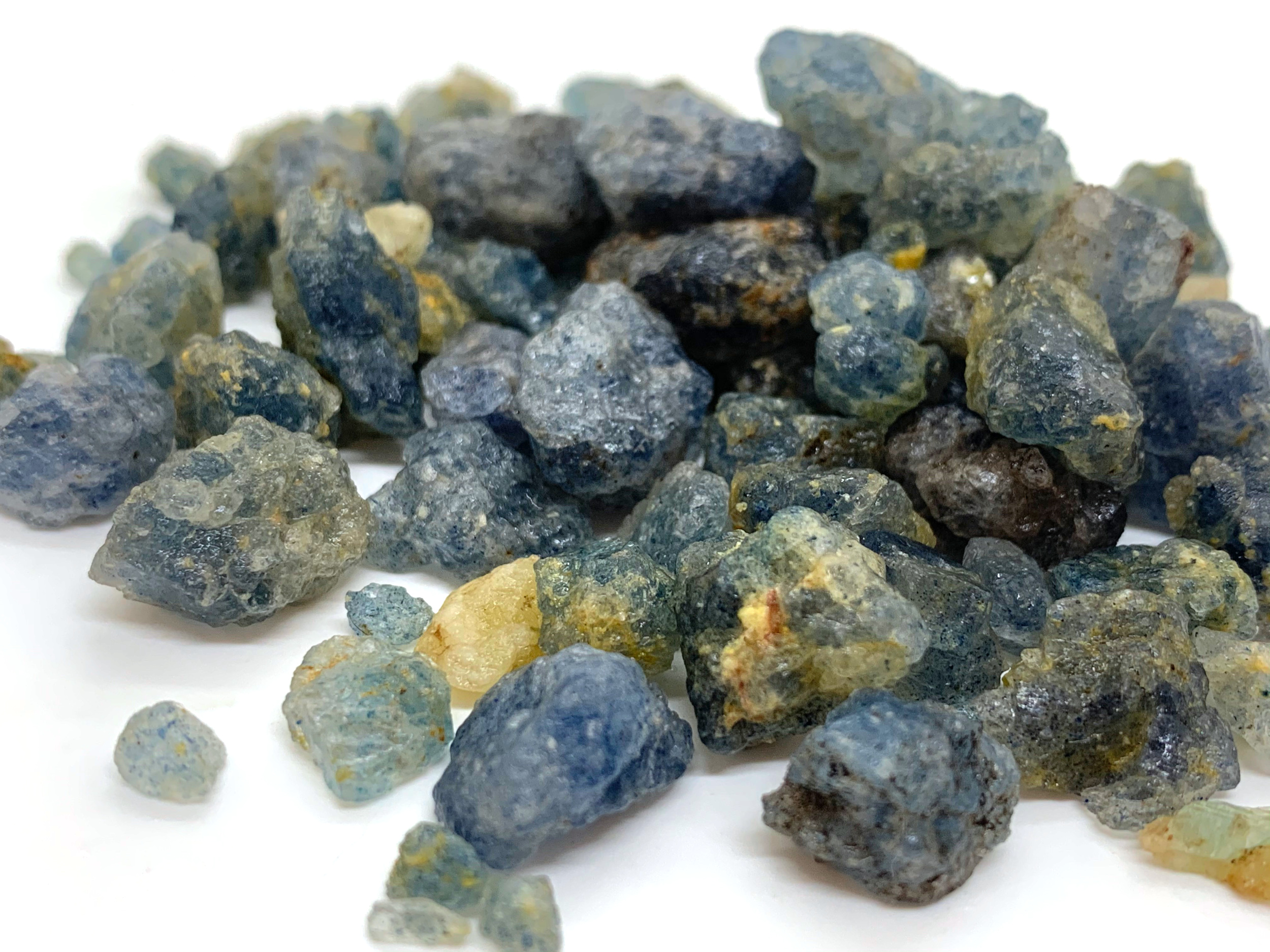 Lazulit Quarz - blau • 100 g • kleine Rohsteine/Kristalle